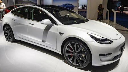 4x szare felgi kute flow forming 19" 5x114,3 do Tesla Model 3